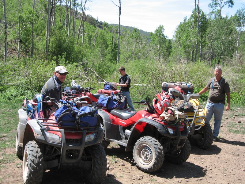 image0007 A break on the ride to Koosharem.  Kojak, Steven and Mark.