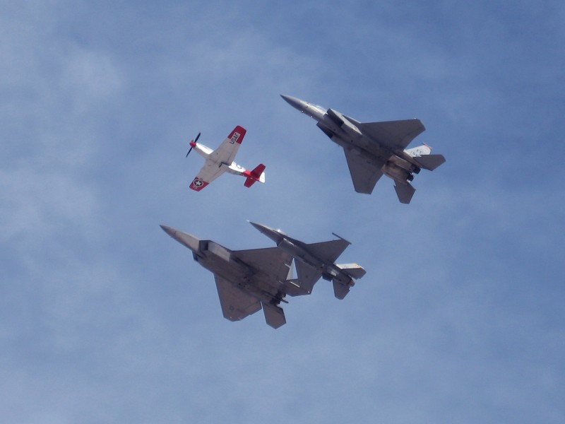 IMG_0042a Cool Heritage Flight.  P-51, F-15, F-16 & F-22